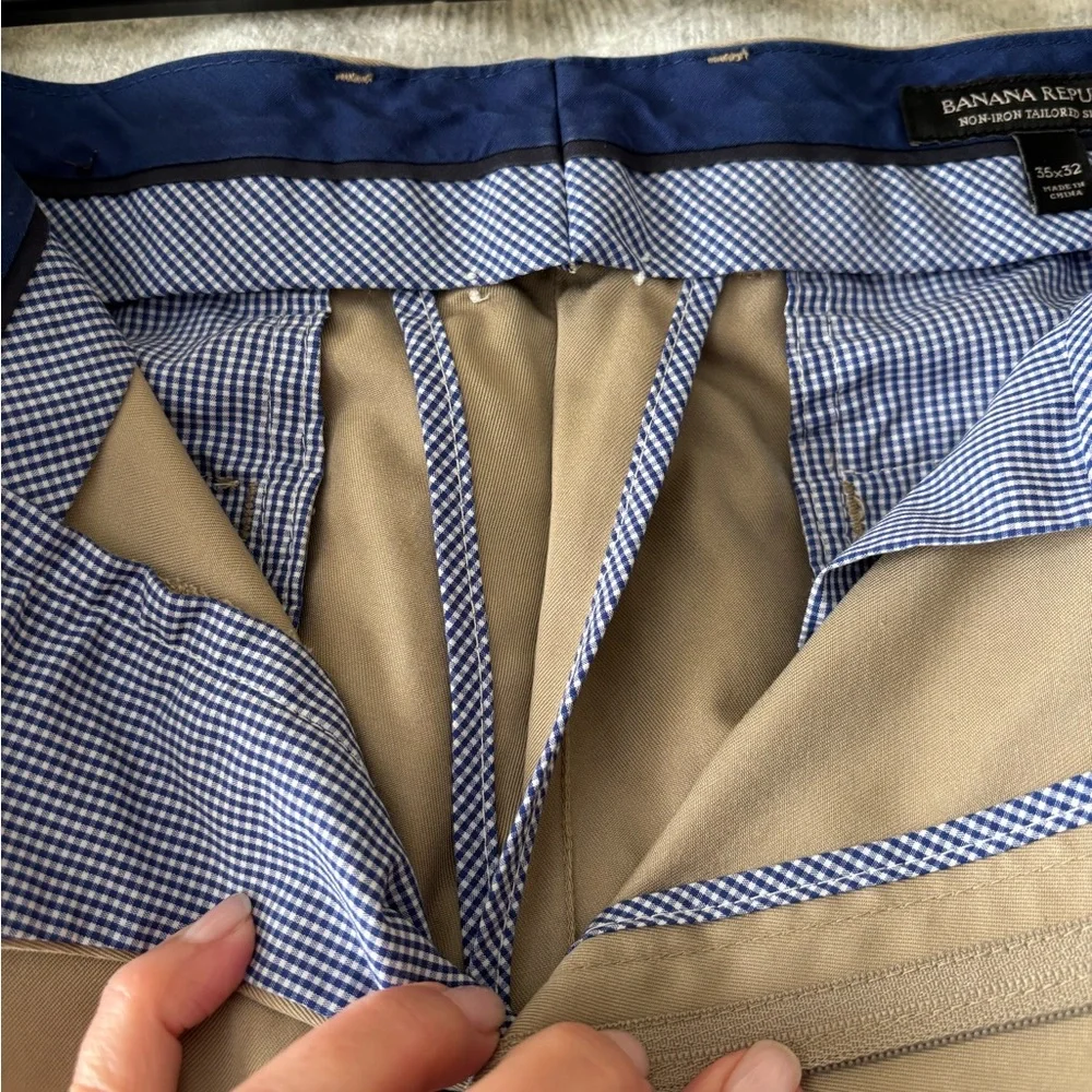 Banana Republic men’s banana
